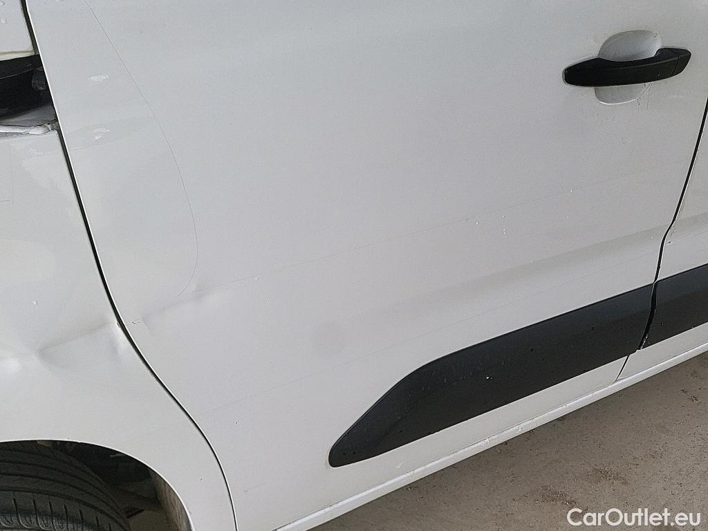  Peugeot  Partner PEUGEOT  / 2018 / 3P / furgón derivado de turismo Pro Standard 600kg BlueHDi 73kW #3