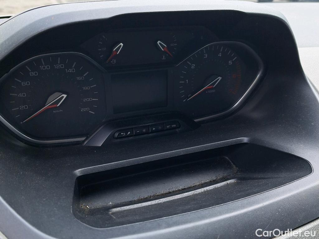  Peugeot  RIFTER PEUGEOT  / 2018 / 5P / monovolumen compacto Active Nav+ Standard BlueHDi 73kW #36