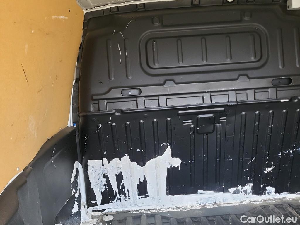  Peugeot  Partner PEUGEOT  / 2018 / 3P / furgón derivado de turismo Pro Standard 600kg BlueHDi 73kW #10