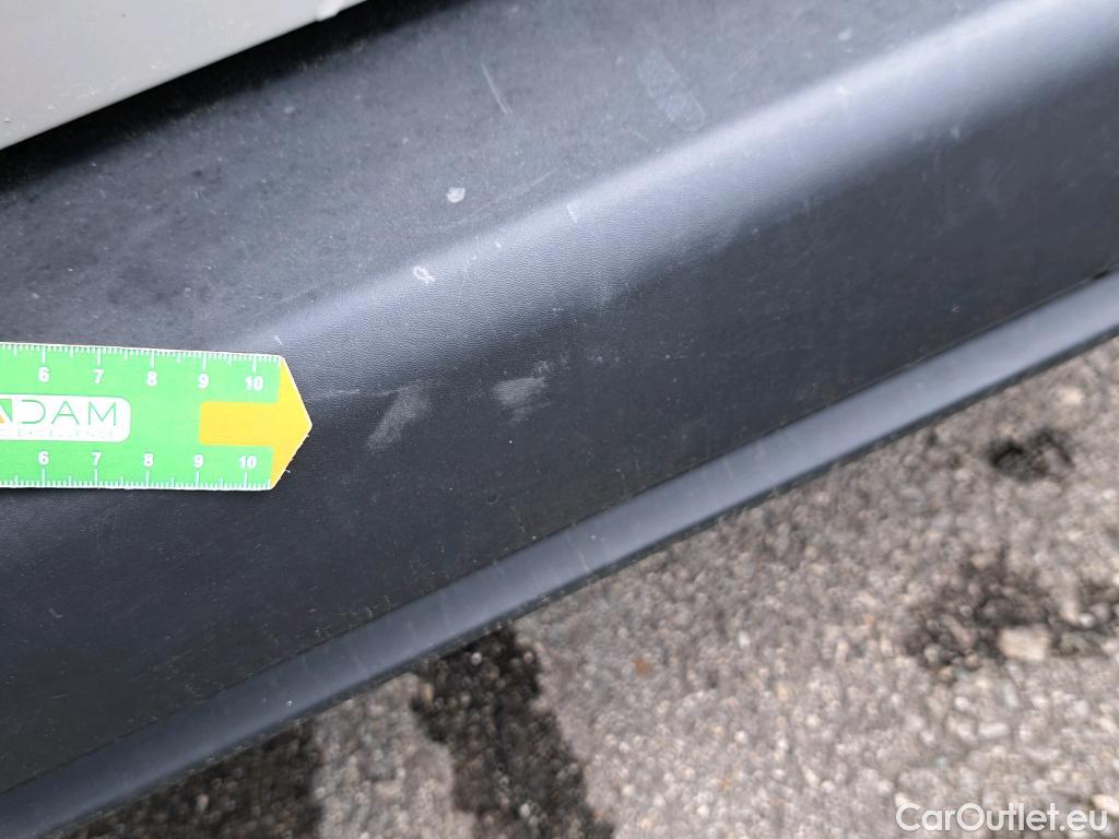  Peugeot  RIFTER PEUGEOT  / 2018 / 5P / monovolumen compacto Active Nav+ Standard BlueHDi 73kW #24