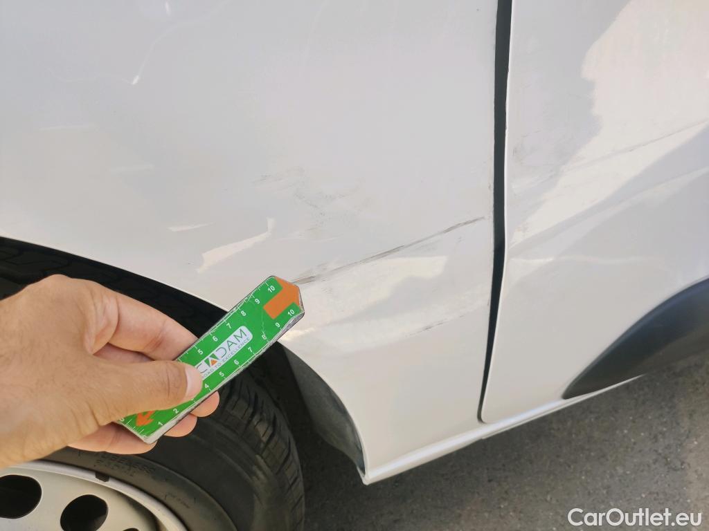  Opel  Vivaro OPEL  / 2019 / 4P / furgón 1.5 BlueHDi 74kW (100CV) M Std #34