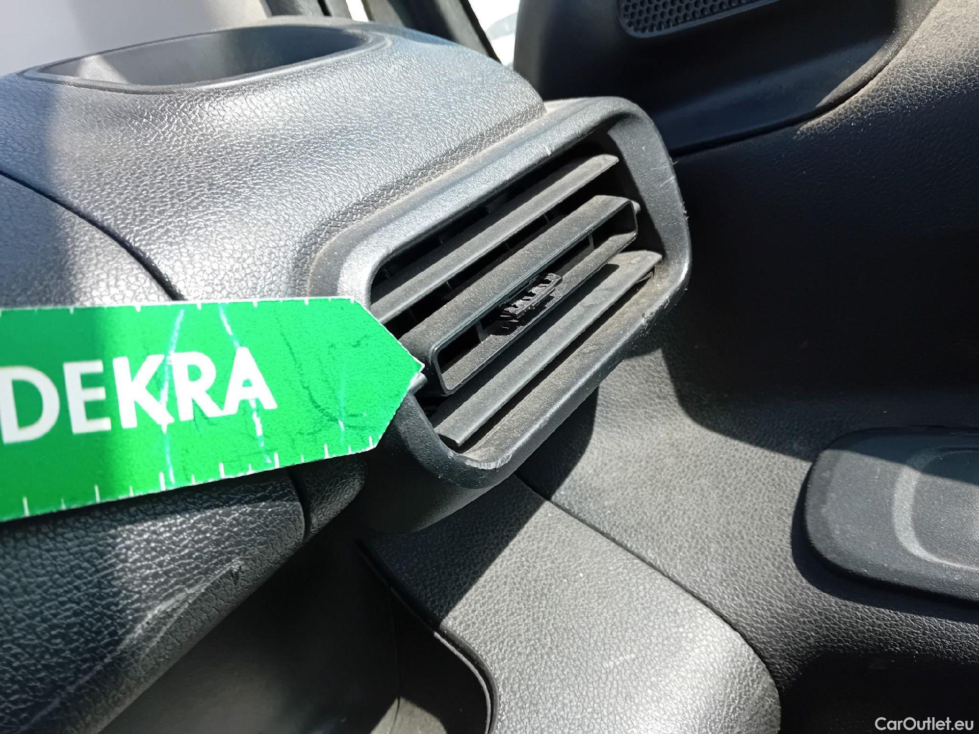  Toyota  Proace TOYOTA  CITY COMBI 1.5D 75kW (100CV) GX L1 #9