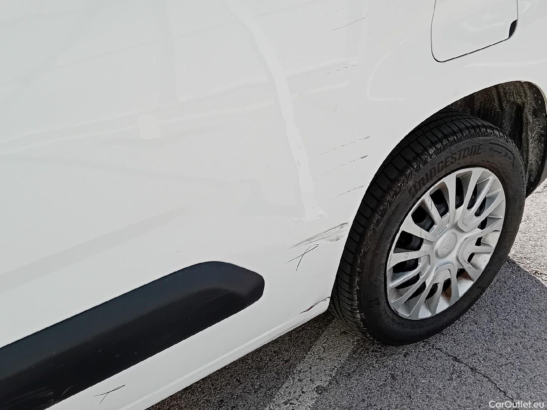  Toyota  Proace TOYOTA  CITY COMBI 1.5D 75kW (100CV) GX L1 #57