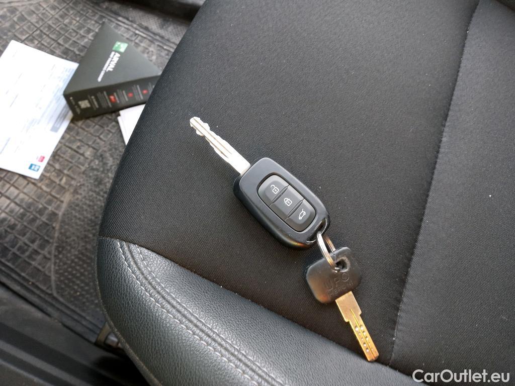  Renault  Kangoo  Furgón/2021/4P L1 1.5 Blue dCi 70kW (95CV) #2