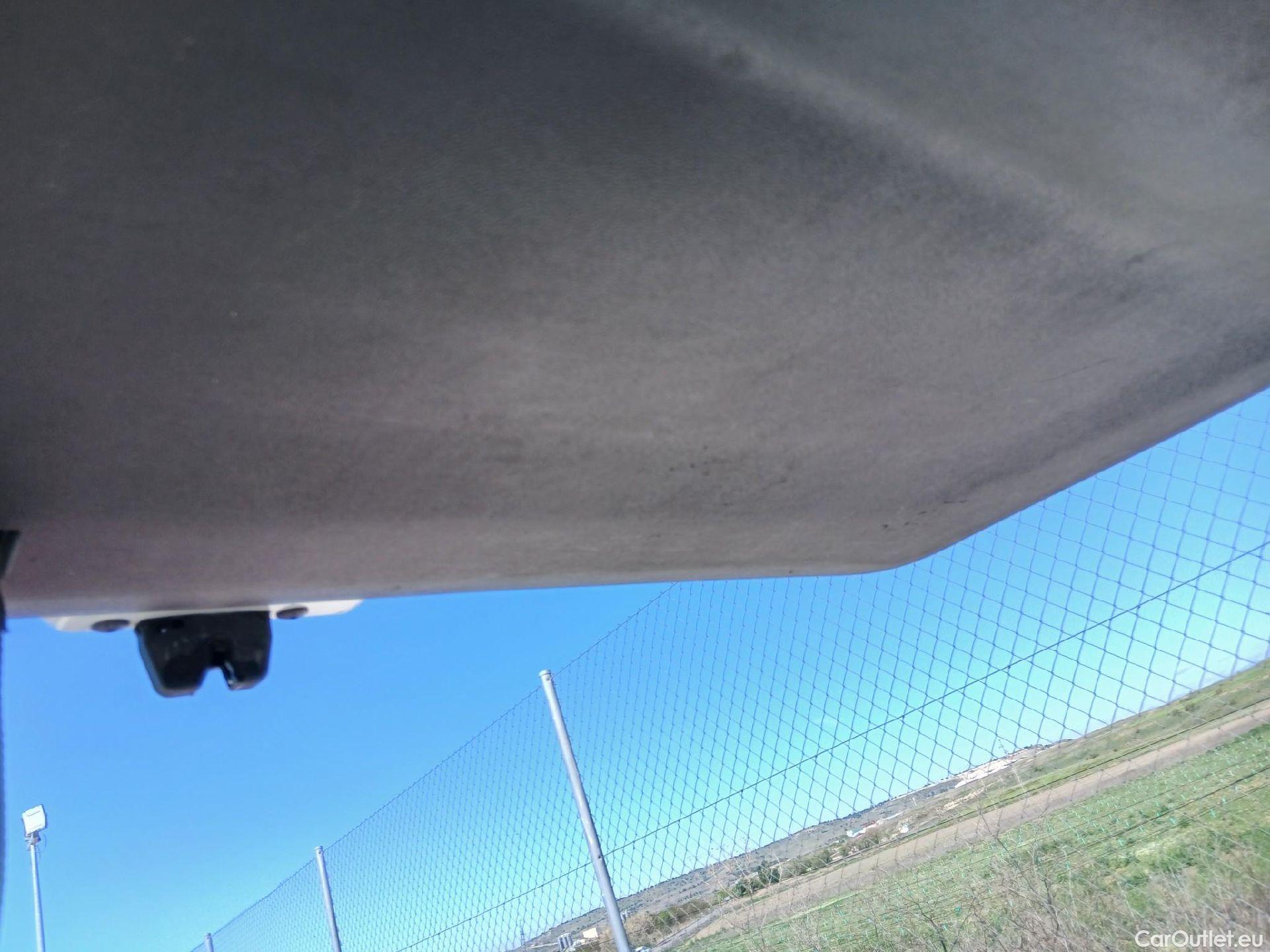  Peugeot  RIFTER PEUGEOT  / 2018 / 5P / monovolumen compacto Active Pack Standard BlueHDi 73kW #21