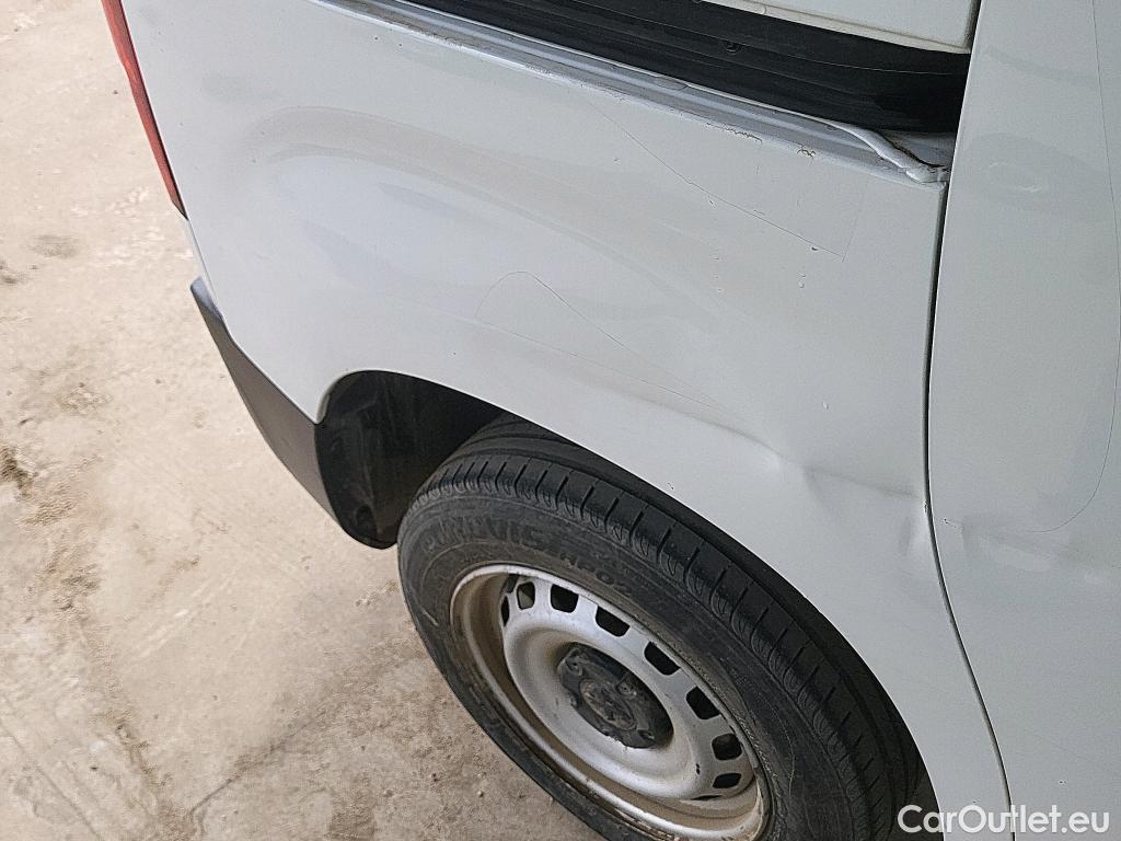  Peugeot  Partner PEUGEOT  / 2018 / 3P / furgón derivado de turismo Pro Standard 600kg BlueHDi 73kW #1