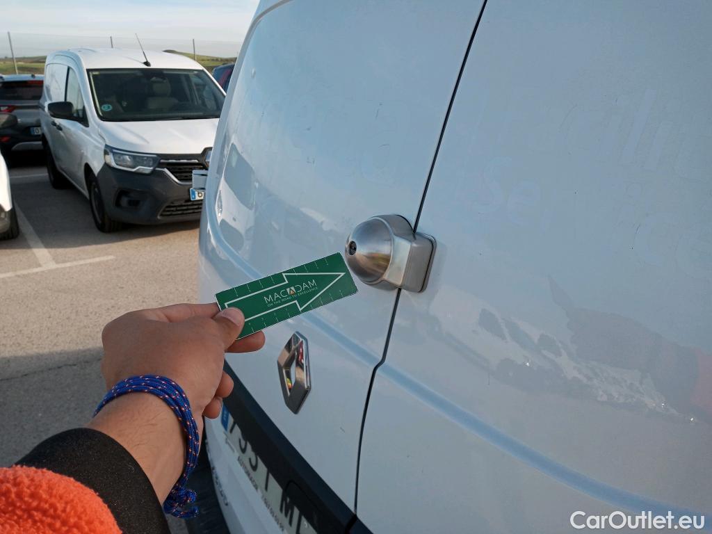  Renault  Kangoo  Furgón/2021/4P L1 1.5 Blue dCi 70kW (95CV) #14