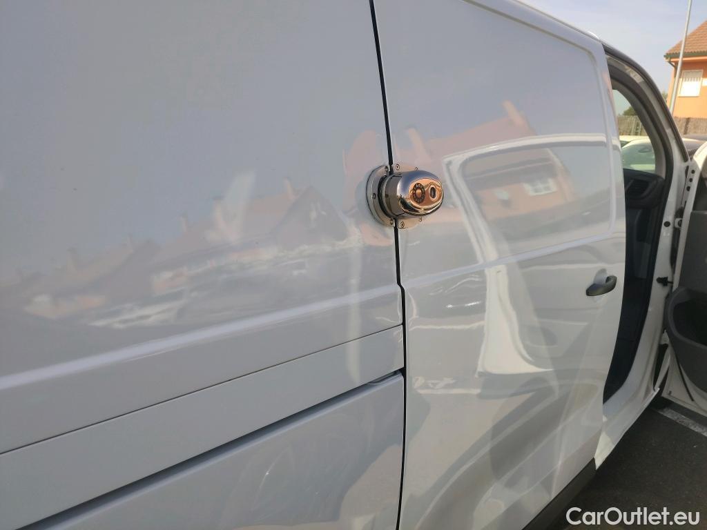  Opel  Vivaro OPEL  / 2019 / 4P / furgón 1.5 BlueHDi 74kW (100CV) M Std #37