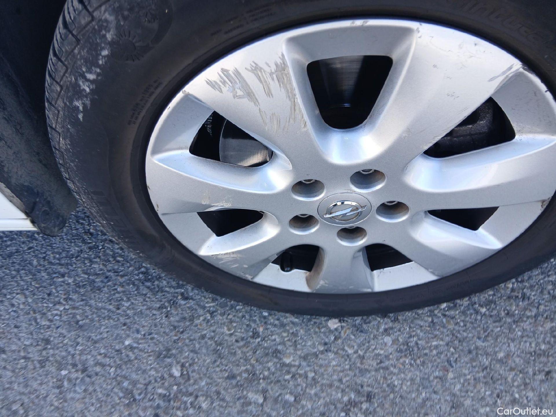  Opel  Combo OPEL  Life / 2018 / 5P / monovolumen compacto 1.5 TD 96kW (130CV) S/S Innovation L Aut #31