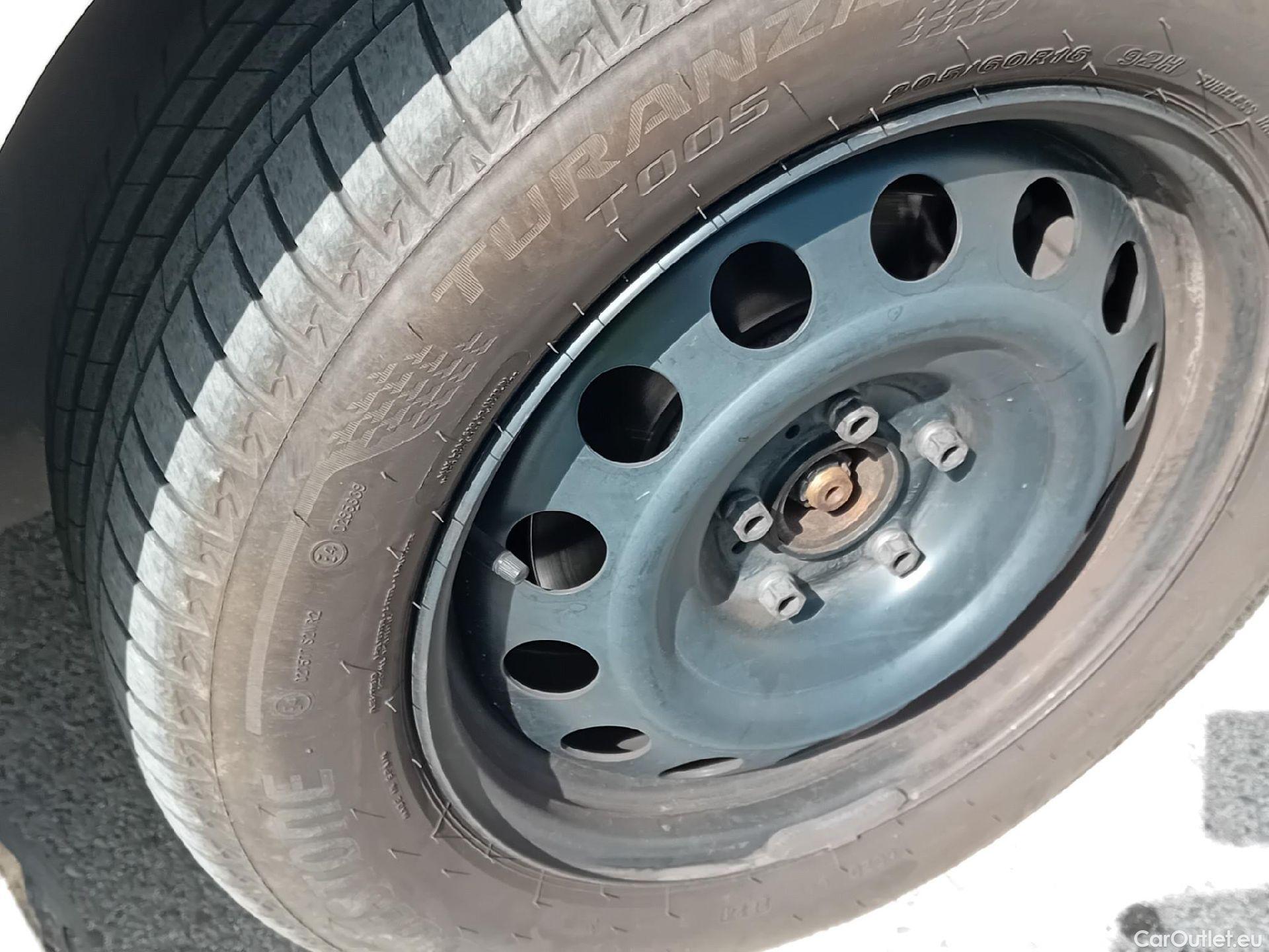  Toyota  Proace TOYOTA  CITY COMBI 1.5D 75kW (100CV) GX L1 #77