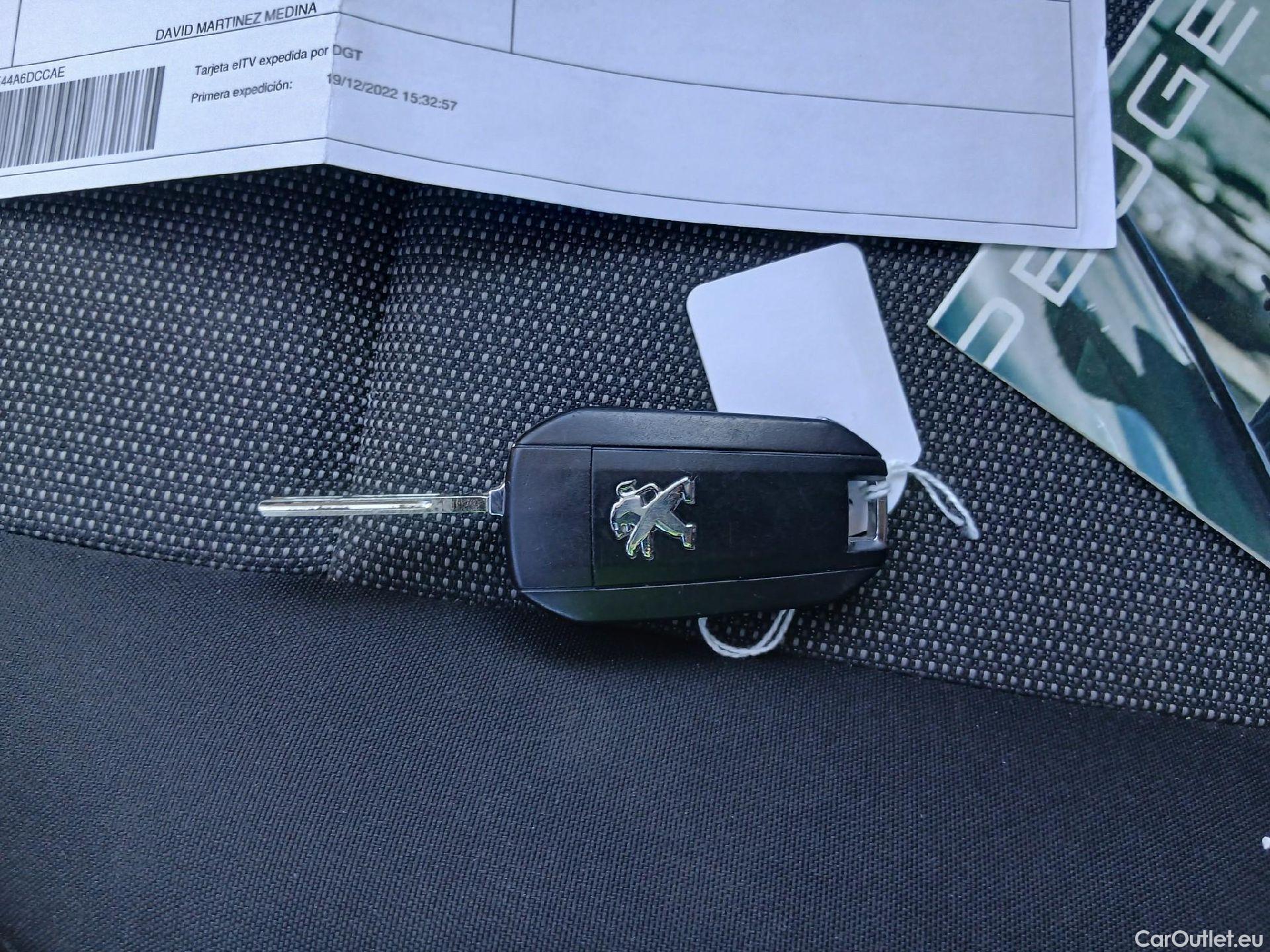  Peugeot  RIFTER PEUGEOT  / 2018 / 5P / monovolumen compacto Active Pack Standard BlueHDi 73kW #1