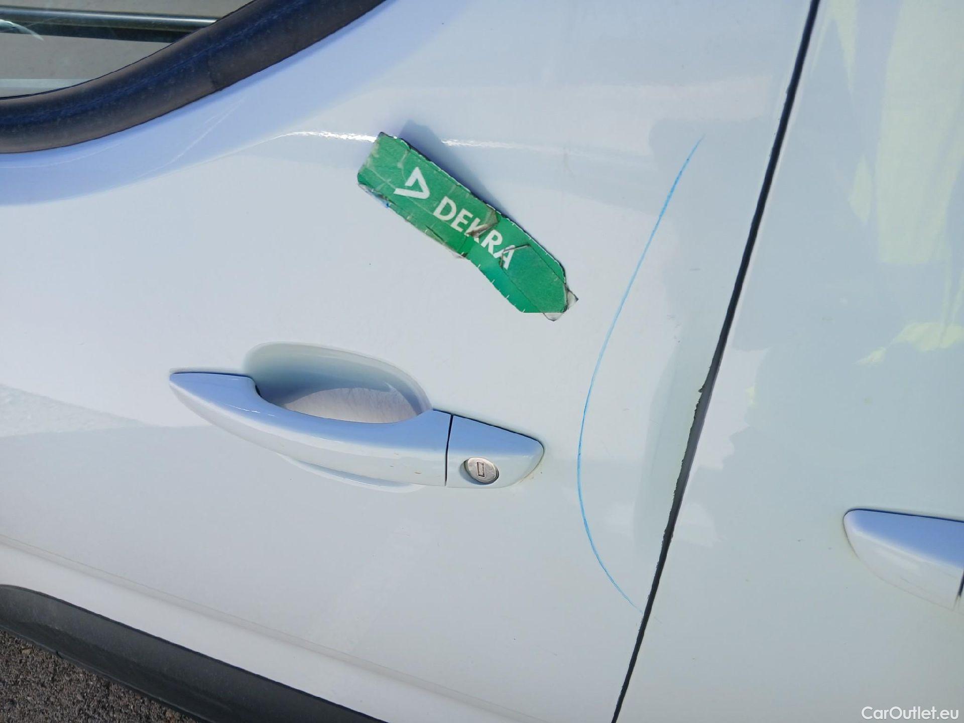  Peugeot  RIFTER PEUGEOT  / 2018 / 5P / monovolumen compacto Active Pack Standard BlueHDi 73kW #13