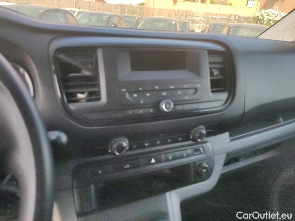  Opel  Vivaro OPEL  / 2019 / 4P / furgón 1.5 BlueHDi 74kW (100CV) M Std #29