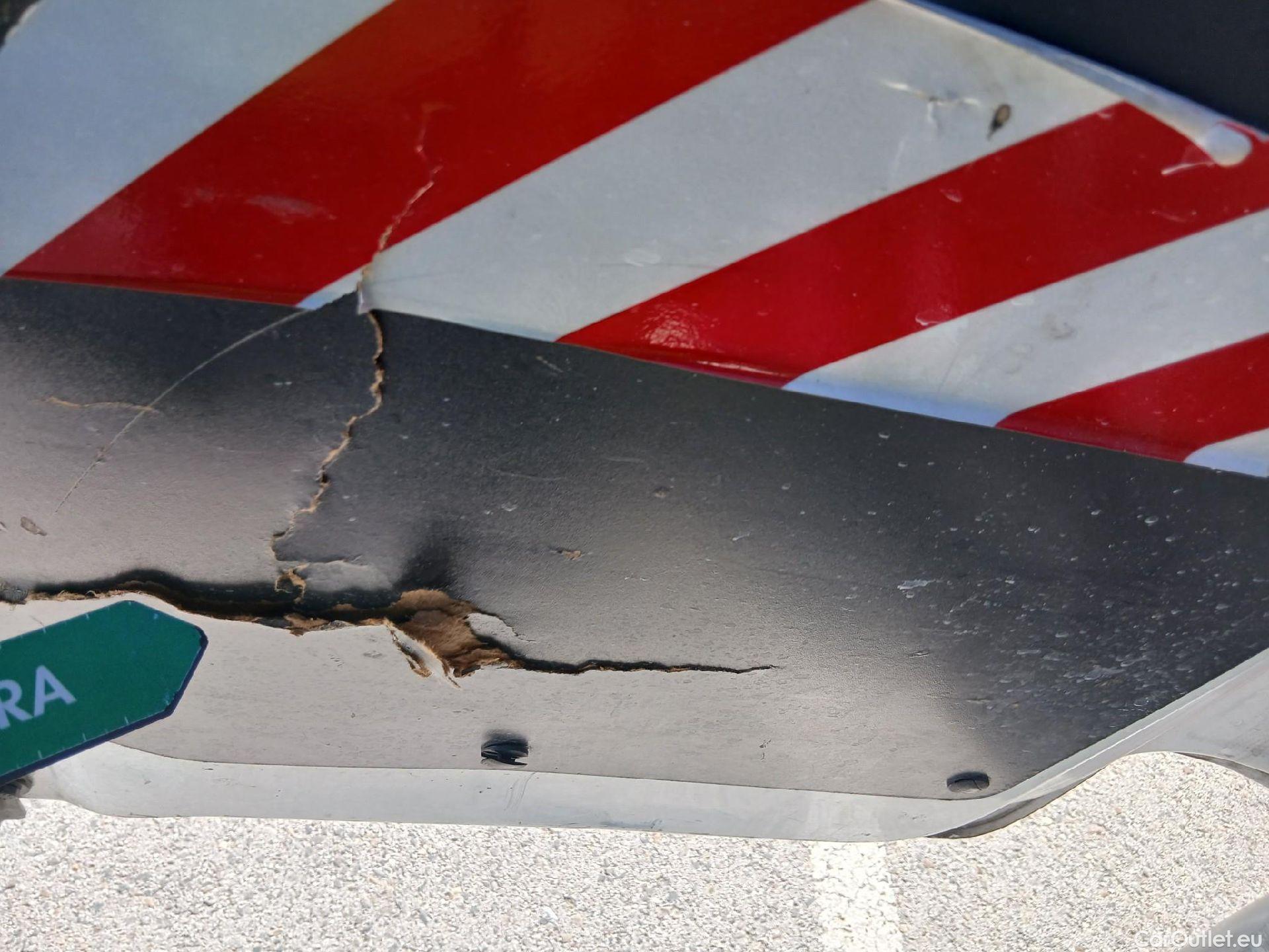  Peugeot  Expert PEUGEOT  / 2016 / 4P / furgón Furgón Pro 2.0 BlueHDi 120 S&S Standard #3