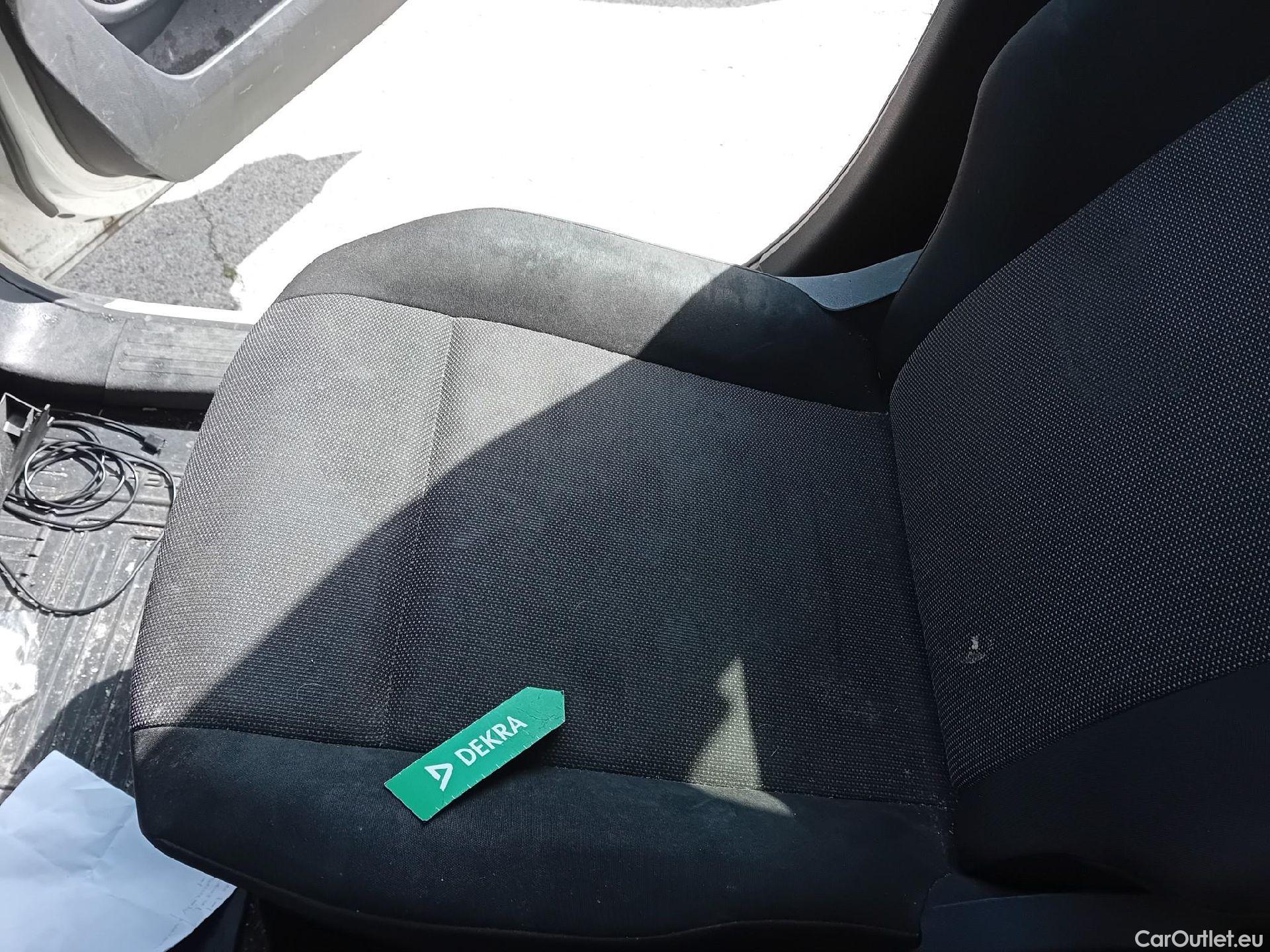  Toyota  Proace TOYOTA  CITY COMBI 1.5D 75kW (100CV) GX L1 #21