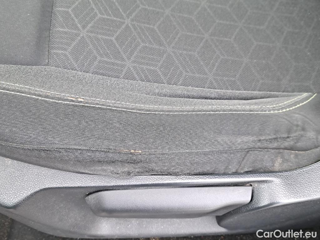  Peugeot  RIFTER PEUGEOT  / 2018 / 5P / monovolumen compacto Active Nav+ Standard BlueHDi 73kW #38