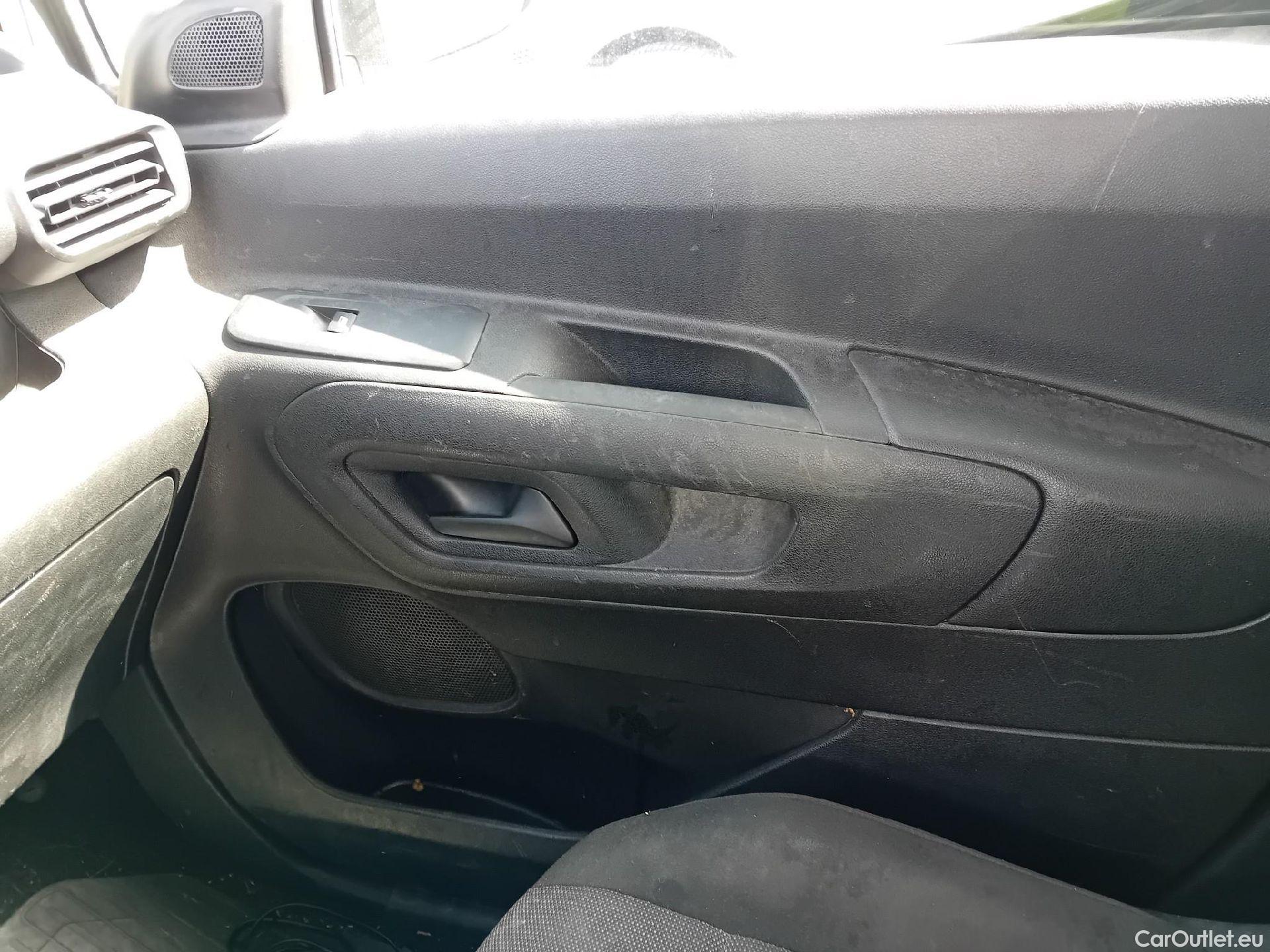  Toyota  Proace TOYOTA  CITY COMBI 1.5D 75kW (100CV) GX L1 #4