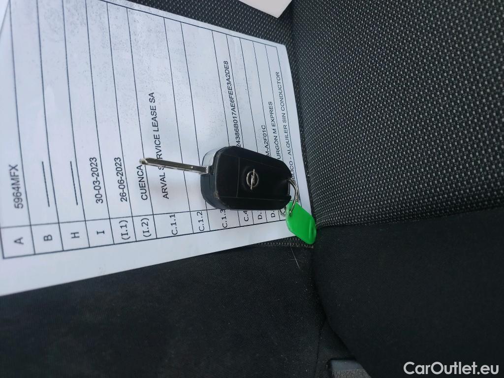  Opel  Vivaro OPEL  / 2019 / 4P / furgón 1.5 BlueHDi 74kW (100CV) M Std #2