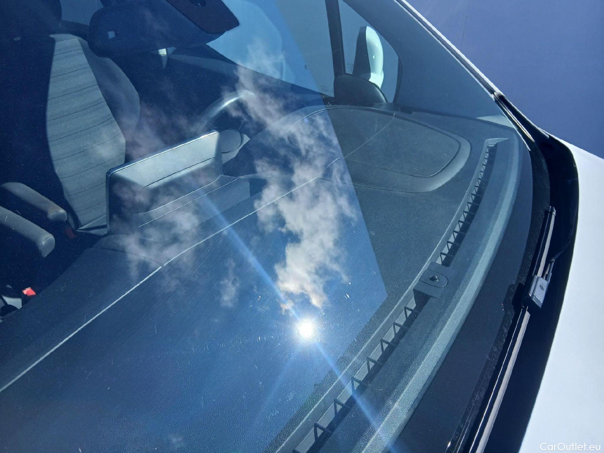  Opel  Combo OPEL  Life / 2018 / 5P / monovolumen compacto 1.5 TD 96kW (130CV) S/S Innovation L Aut #34