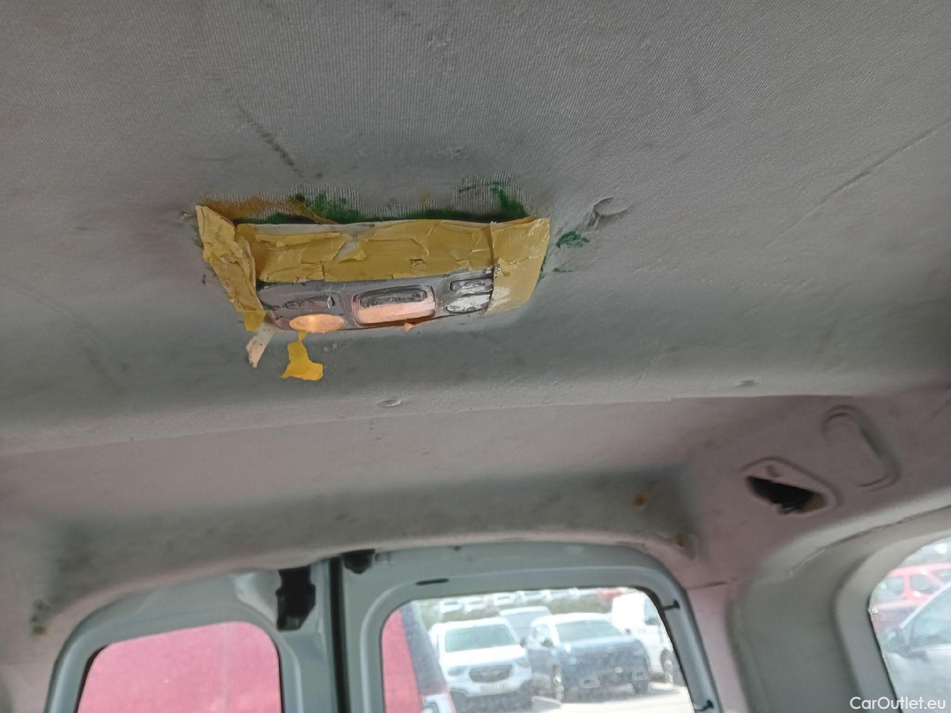  Toyota  Proace TOYOTA  CITY COMBI 1.5D 75kW (100CV) GX L1 #14