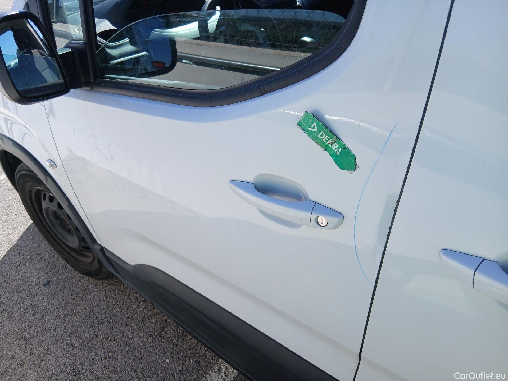  Peugeot  RIFTER PEUGEOT  / 2018 / 5P / monovolumen compacto Active Pack Standard BlueHDi 73kW #12