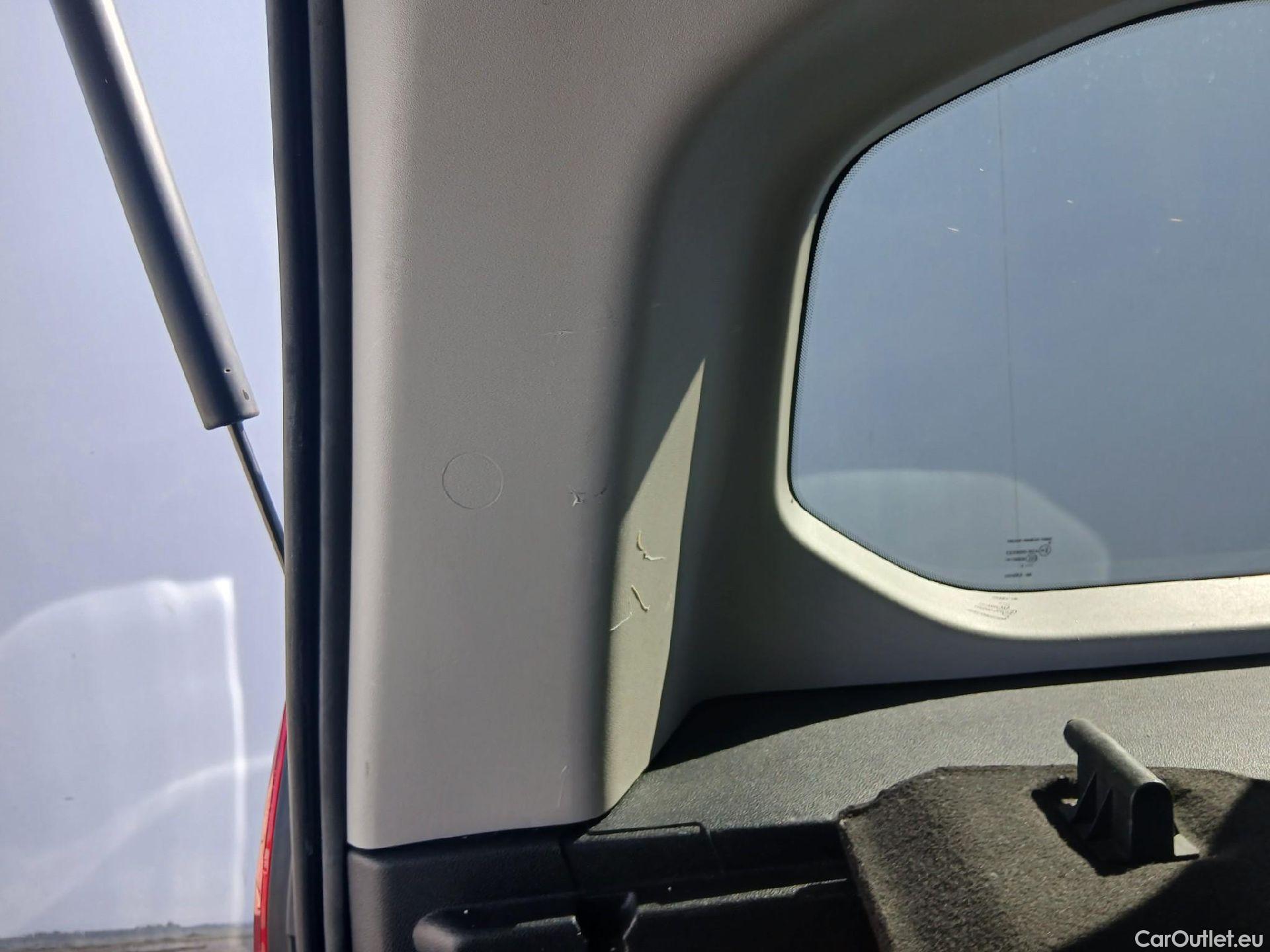  Opel  Combo OPEL  Life / 2018 / 5P / monovolumen compacto 1.5 TD 96kW (130CV) S/S Innovation L Aut #38