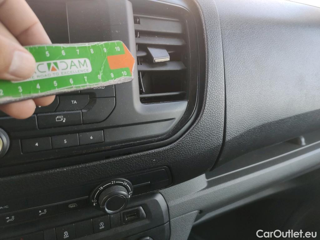  Opel  Vivaro OPEL  / 2019 / 4P / furgón 1.5 BlueHDi 74kW (100CV) M Std #30