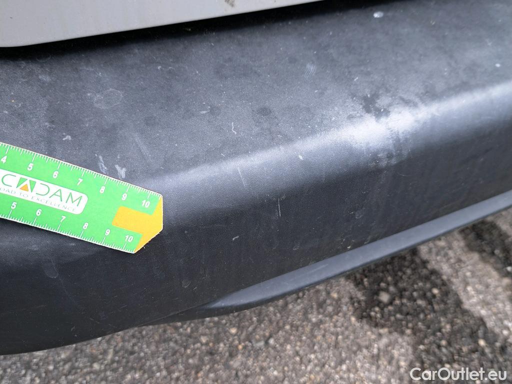  Peugeot  RIFTER PEUGEOT  / 2018 / 5P / monovolumen compacto Active Nav+ Standard BlueHDi 73kW #25