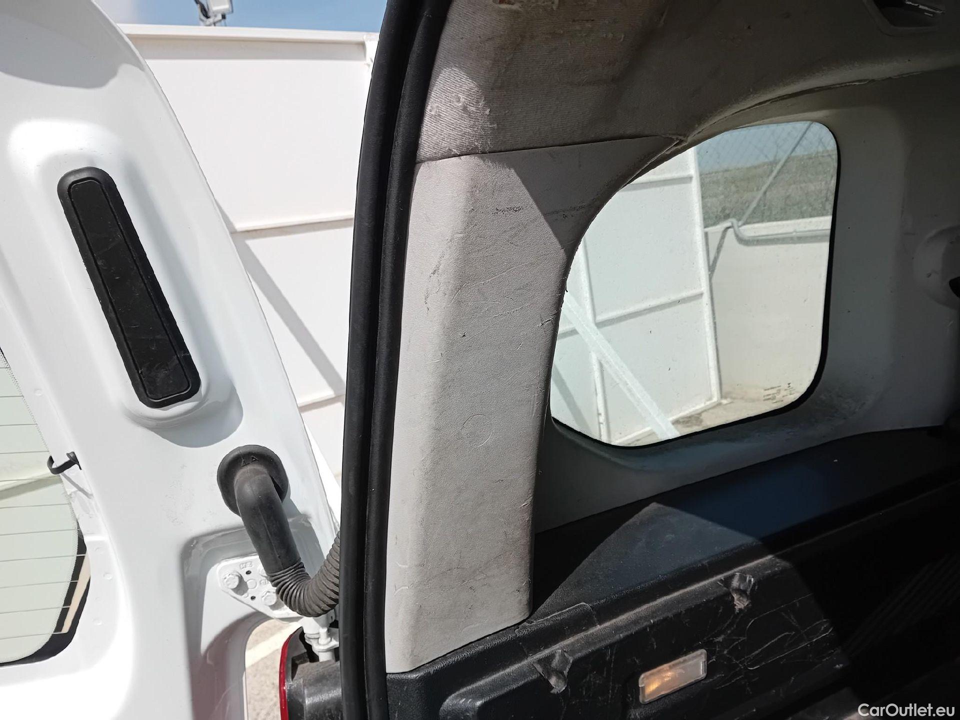  Toyota  Proace TOYOTA  CITY COMBI 1.5D 75kW (100CV) GX L1 #44