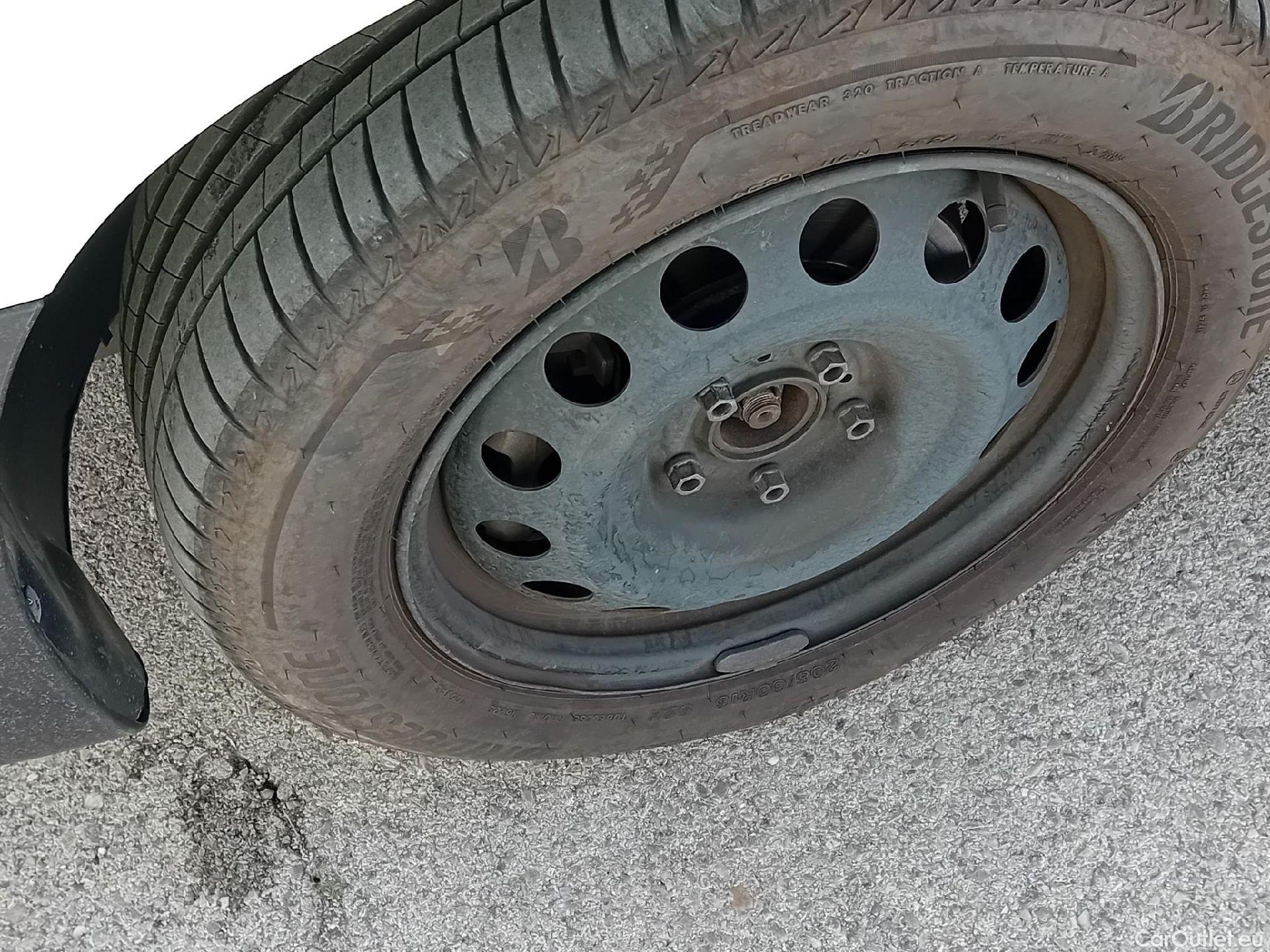  Toyota  Proace TOYOTA  CITY COMBI 1.5D 75kW (100CV) GX L1 #55