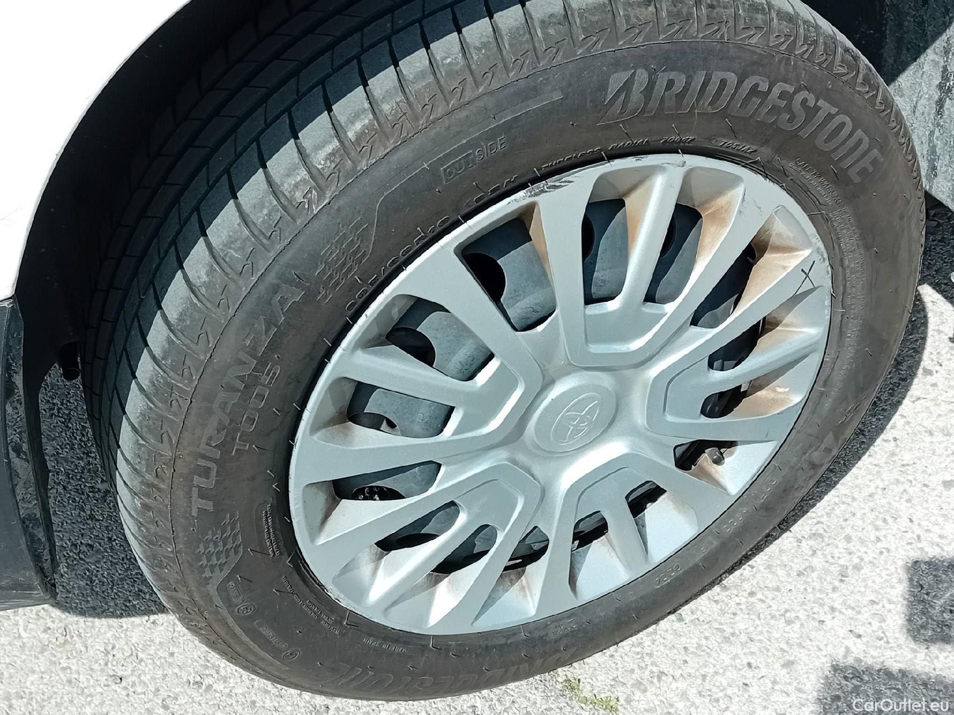  Toyota  Proace TOYOTA  CITY COMBI 1.5D 75kW (100CV) GX L1 #81