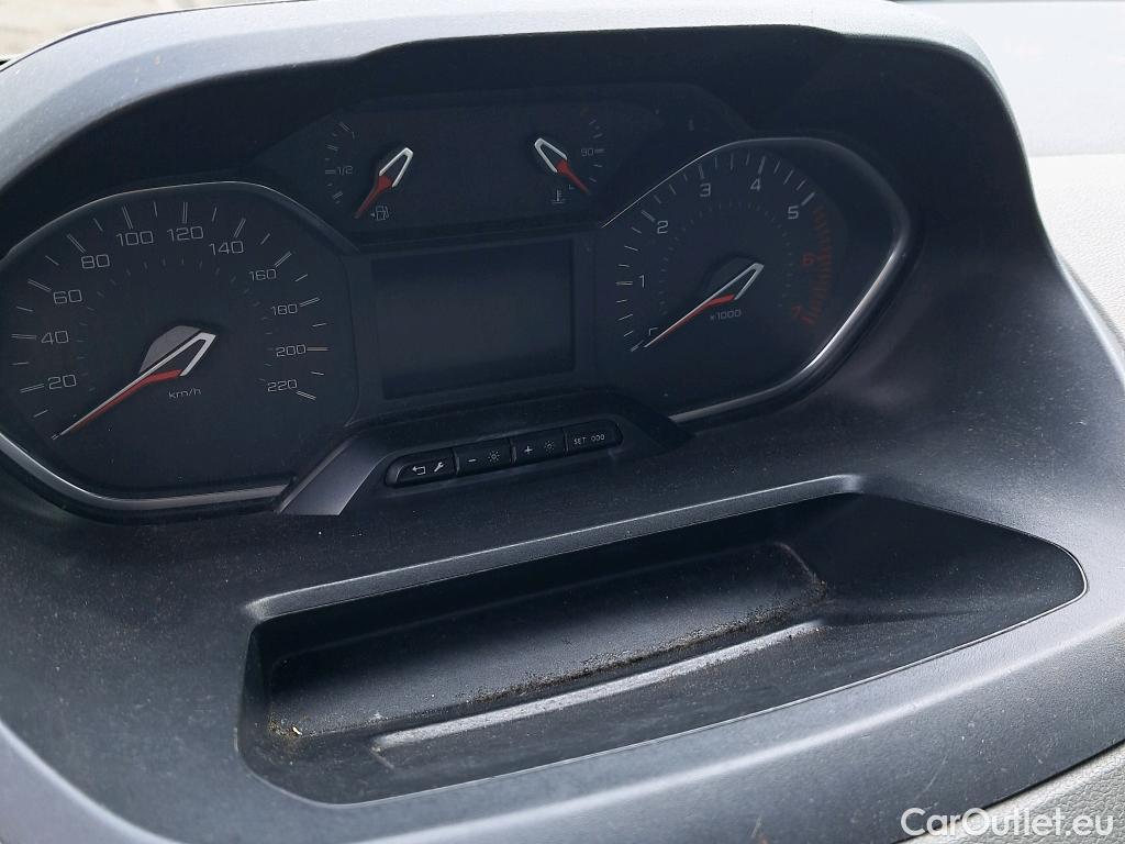  Peugeot  RIFTER PEUGEOT  / 2018 / 5P / monovolumen compacto Active Nav+ Standard BlueHDi 73kW #37