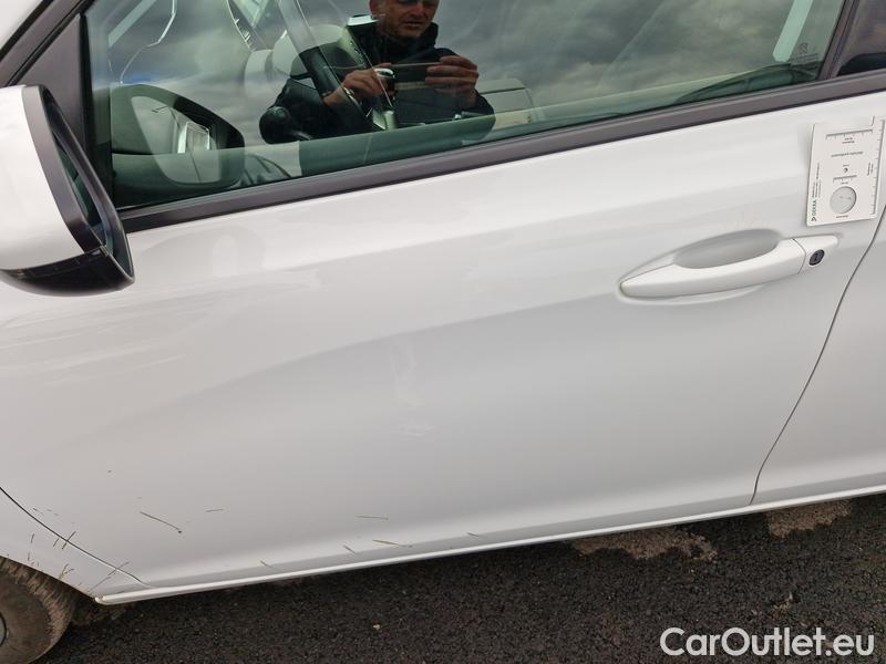  Peugeot  308 -SW  (P5) (2021)  SW 1.2 PT 130 ACTIVE P 5d #3