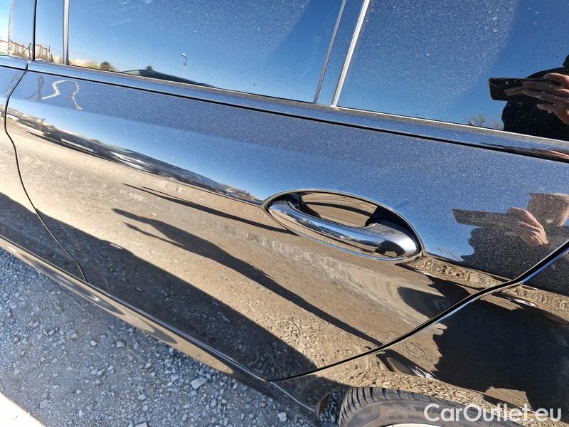  Bmw  Serie 5  Touring  (G31) (2017) 540i xDrive Touring AT #16