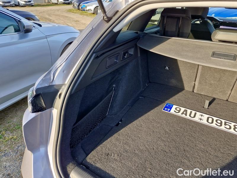  Peugeot  308 -SW  (P5) (2021)  SW 1.2PT 130 Allure P.AT #16