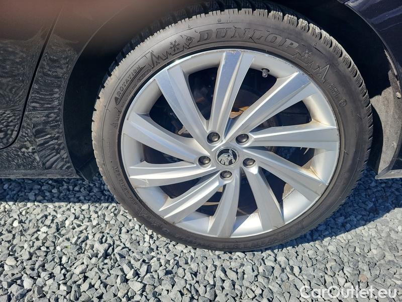  Skoda  Octavia  Combi (NX3)(2020) Oct.Combi 1.5TSI 110 Style #5