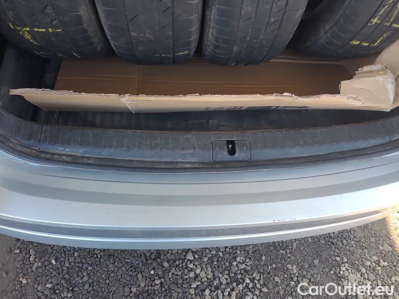  Skoda  Octavia  Combi (NX3)(2020) Oct.C.2.0TDI 110 4x4 Ambit AT #19