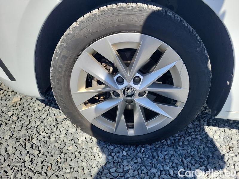  Skoda  Octavia  Combi (NX3)(2020) Oct.Combi 2.0TDI 110 Style #14