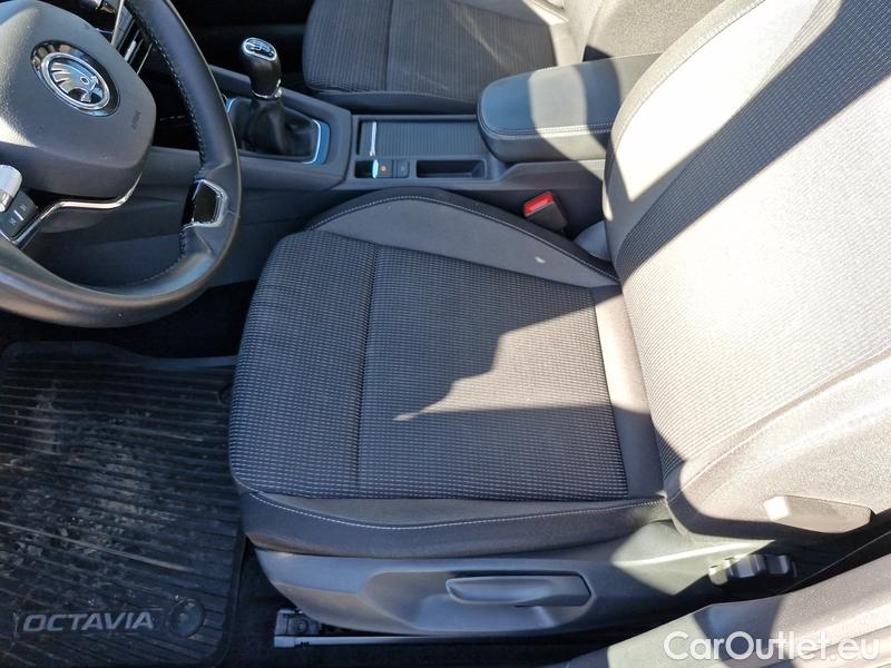  Skoda  Octavia  Combi (NX3)(2020) Oct.Combi 2.0TDI 85 Ambition #7