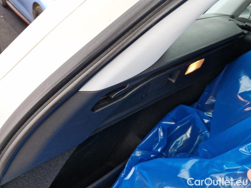  Peugeot  308 -SW  (P5) (2021)  SW 1.2 PT 130 ACTIVE P 5d #14