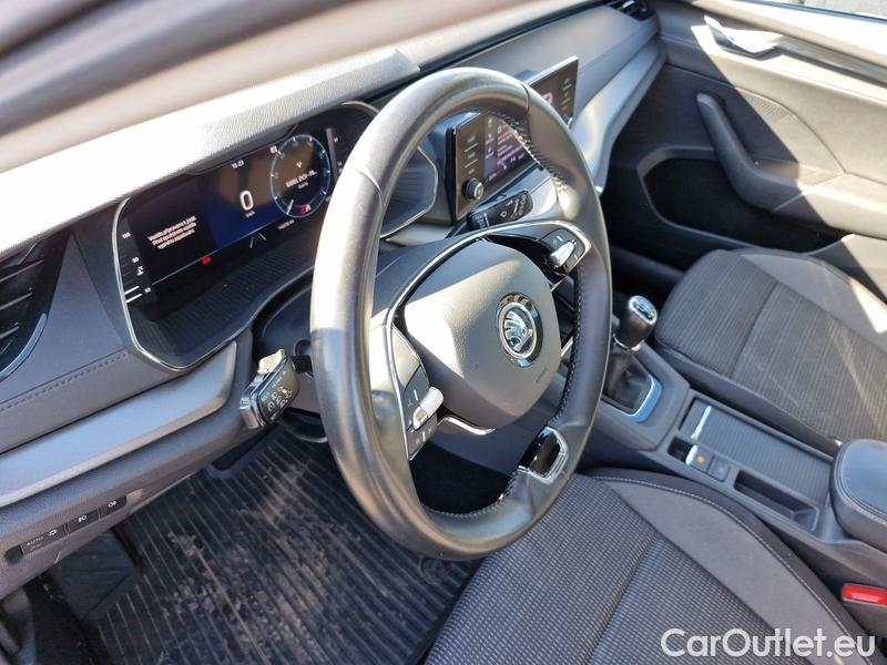  Skoda  Octavia  Combi (NX3)(2020) Oct.Combi 2.0TDI 85 Ambition #9