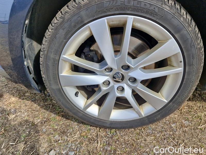  Skoda  Octavia  Combi  (5E5)(03.2017->) Octa.Com TDI 135 Style 4x4 AT #3