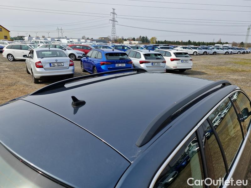  Skoda  Octavia  Combi  (5E5)(03.2017->) Octa.Com TDI 135 Style 4x4 AT #22