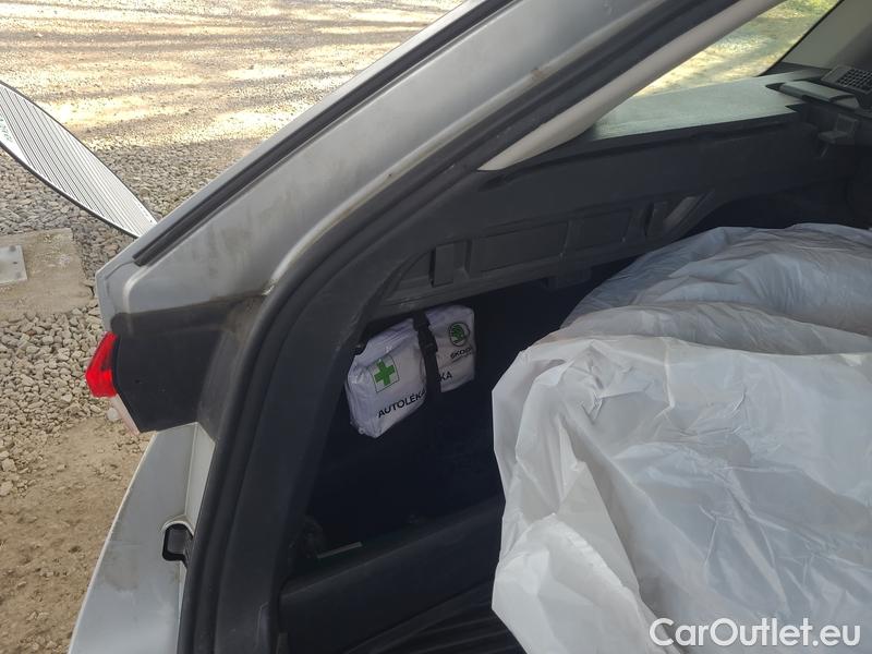  Skoda  Octavia  Combi (NX3)(2020) Oct.C.2.0TDI 110 4x4 Ambit AT #22