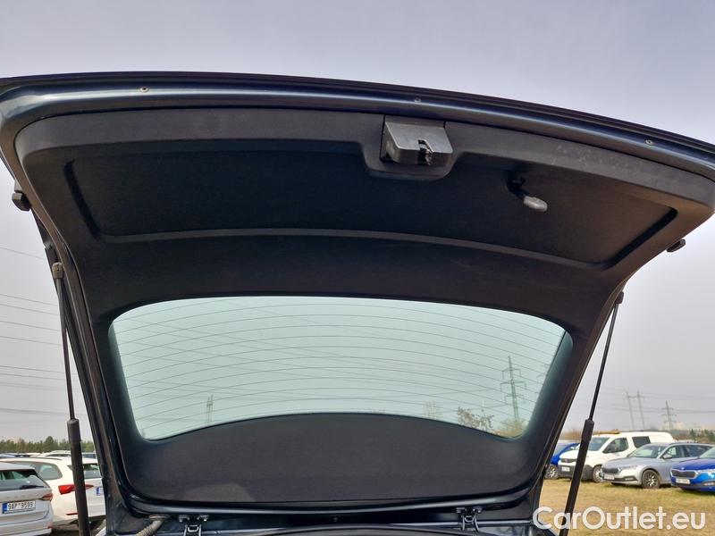  Skoda  Octavia  Combi  (5E5)(03.2017->) Octa.Com TDI 135 Style 4x4 AT #17