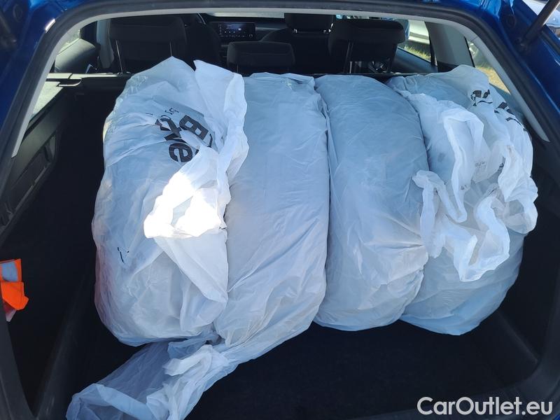  Skoda  Octavia  Combi (NX3)(2020) Oct.Combi 2.0TDI 85 Ambition #10