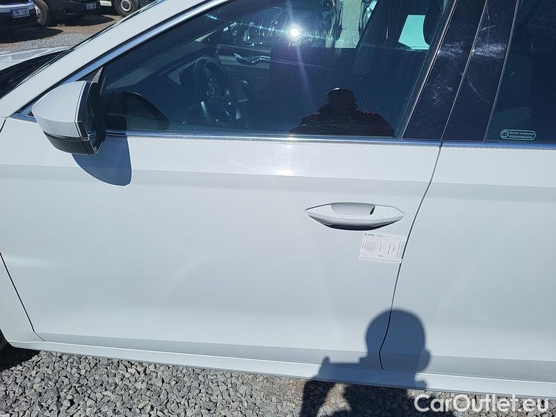  Skoda  Octavia  Combi (NX3)(2020) Oct.Combi 2.0TDI 110 Style #2