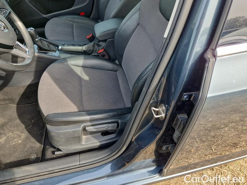  Skoda  Octavia  Combi  (5E5)(03.2017->) Octa.Com TDI 135 Style 4x4 AT #34