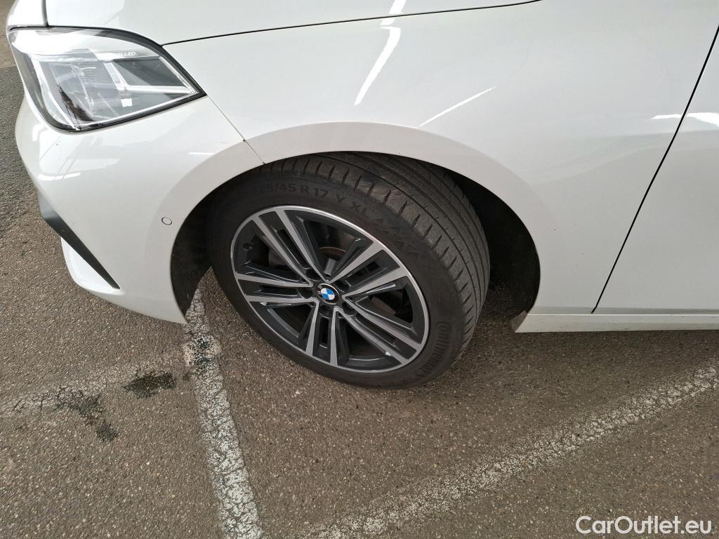  Bmw  Serie 1 BMW Série 1 / 2019 / 5P / Berline 1.5 116D Business Design #61