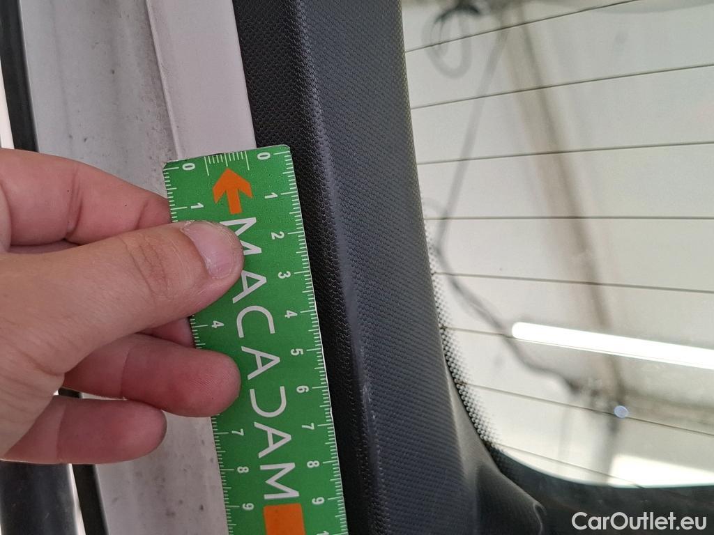  Bmw  Serie 1 BMW Série 1 / 2019 / 5P / Berline 1.5 116D Business Design #50